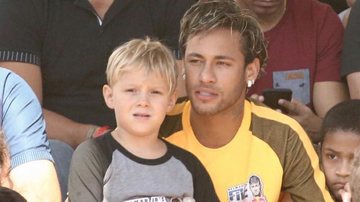 Neymar se diverte com o filho em evento - Manuela Scarpa e Marcos Ribas/Brazil News?