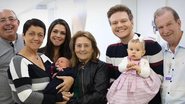Thais Fersoza mostra foto da família reunida - Reprodução / Instagram