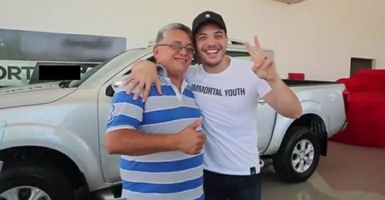 Wesley Safadão presenteia o pai com carrão de R$ 156 mil - Instagram/Reprodução
