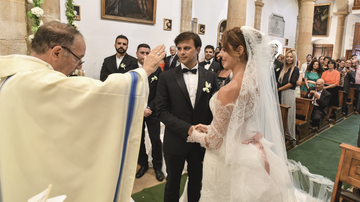 O casal oficializa a união em Santuario della Madonna del Canneto, a mesma igreja onde os pais do noivo se casaram - VICTOR SOKOLOWICZ
