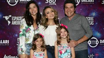 Daniel leva a família a show de Larissa Manoela - Manuela Scarpa/Brazil News