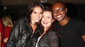 Bruna Marquezine, Fernanda Souza e Thiaguinho no show do U2 - Divulgação