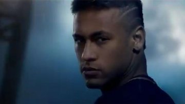 Neymar se transforma em Batman - Reprodução