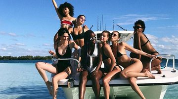 Kendall Jenner e tops curtem férias nas Bahamas - Reprodução/Instagram