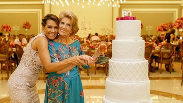 Solange Frazão faz festa de 80 anos para a mãe - Alex Amorim