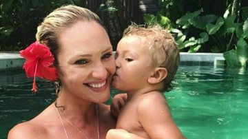 Candice Swanepoel e o filho, Anacã - Instagram/Reprodução