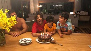 Juliana Paes mostra foto de sua festa de aniversário em família - Reprodução / Instagram