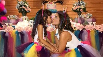 Isabella Santoni e a irmã, Nina - Reprodução / Instagram