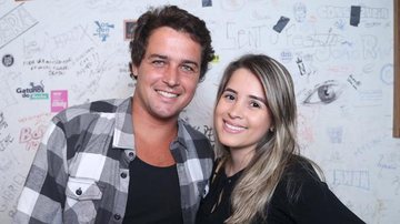 Após separação, Felipe Dylon assume namoro com youtuber - AgNews
