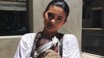 Kylie Jenner é criticada por furar orelha de filha de 5 meses - Reprodução/Instagram