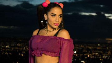 Anitta lança clipe da nova música, 'Medicina' - Felipe Loaiza