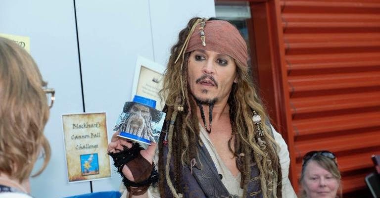 Johnny Depp como Jack Sparrow - Reprodução / Facebook