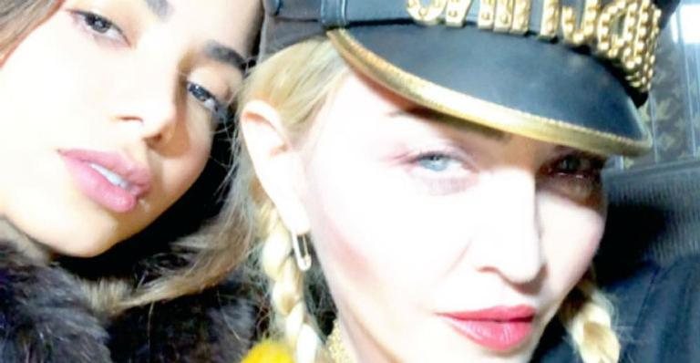 Anitta posa ao lado de Madonna - Reprodução Instagram