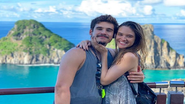 O casal está aproveitando as férias da TV para curtir uma viagem juntinhos ao arquipélago de Fernando de Noronha. - Reprodução/ Instagram
