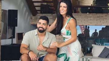 Dilsinho anuncia noivado com Beatriz Ferraz - Reprodução Instagram