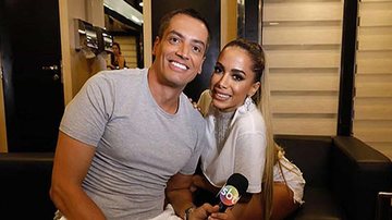 Anitta e Leo Dias trocam farpas no Instagram - Reprodução/SBT