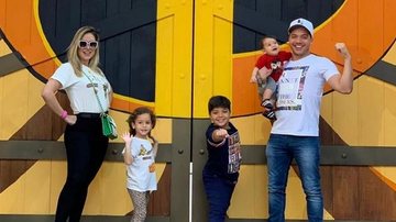 Wesley Safadão esteve diversas vezes com os filhos na Disney - Reprodução/ Instagram