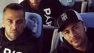 Daniel Alves e Neymar Jr. - Reprodução/Instagram