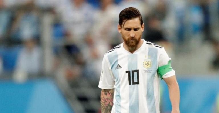 Van da Seleção Argentina bate após perder o controle - Reprodução/Instagram