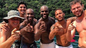 Luciano Huck, Gabriel Medina, Thiaguinho, Rafael Zulu, Neymar Jr. e Bruninho - Reprodução/Instagram