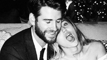 Liam Hemsworth e Miley Cyrus no dia do casamento, em dezembro de 2018. - Instagram/Reprodução