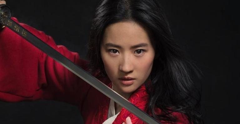 Manifestantes pedem boicote ao filme 'Mulan' por conta das atitudes da atriz - Foto/Destaque Disney/Divulgação