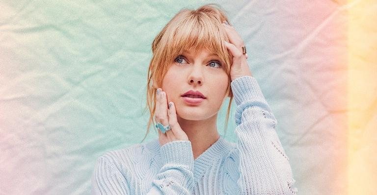 Taylor Swift inicia fase romântica com 'Lover', seu novo álbum - Foto/Destaque Photoshoot 'Lover'