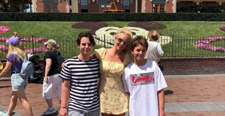 Britney Spears durante viagem especial com os filhos, na Califórnia - Foto/Destaque Instagram
