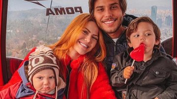 Sarah e Jonatahan Couto com os filhos José e João - Instagram/Reprodução