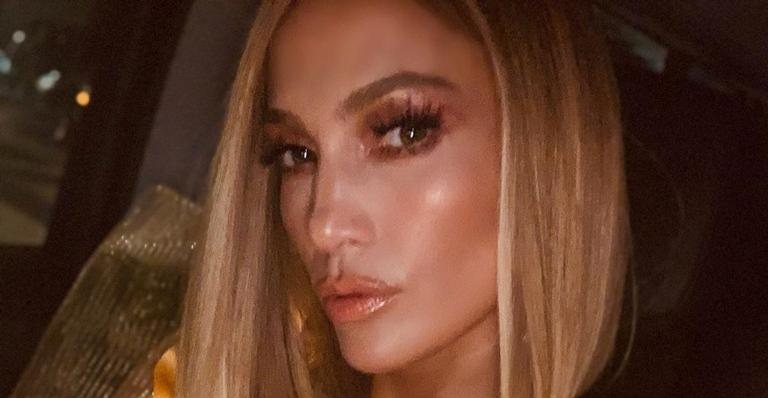 Jennifer Lopez é alvo de críticas em festival por conta de look ousado - Foto/Destaque Instagram