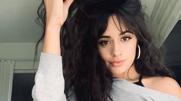 Camila Cabello surpreende fãs ao aparecer com cabelo natural para pocket show em Miami - Foto/Destaque Instagram