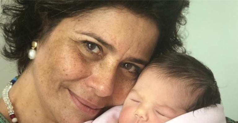 Mãe de Rafael Vitti se derrete por Clara Maria em clique fofo na web - Reprodução/Instagram