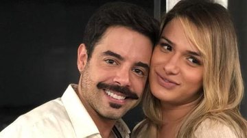 Abel (Pedro Carvalho) e Britney (Glamour Garcia) em A Dona do Pedaço - Reprodução/Instagram