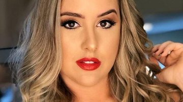 Ex-BBB Patrícia Leitte empina o bumbum em clique - Instagram
