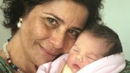 Mãe de Rafa Vitti paparica muito a netinha, Clara Maria - Reprodução/Instagram
