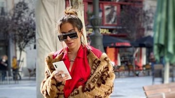 Anitta reflete sobre conquistas ao relembrar compras em camelô - Instagram