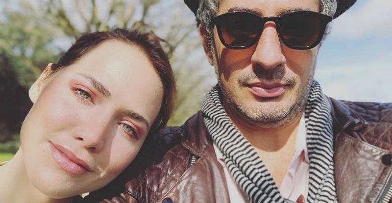 Leticia Colin encanta fãs com foto do barrigão - Instagram