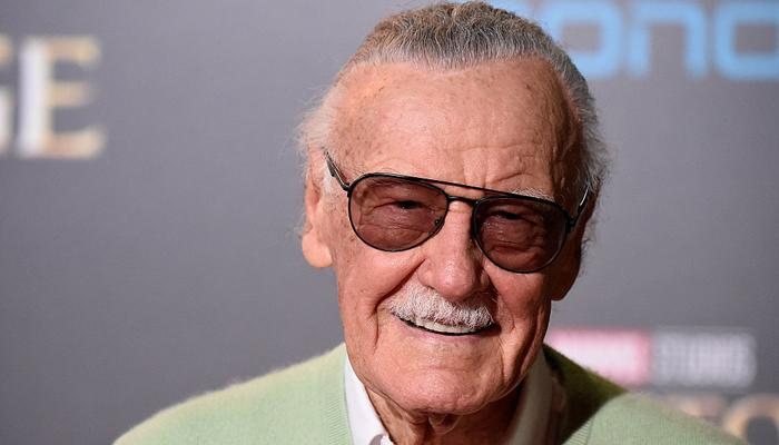 Stan Lee é homenageado pelos fãs no aniversário de morte - Getty Images