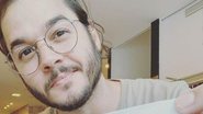 Túlio Gadêlha posa usando terno e arranca risadas com piada - Instagram