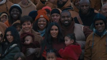 Kanye West reúne Kardashians em novo videoclipe, 'Closed On Sunday' - Reprodução/Youtube