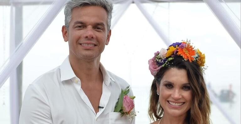 Otaviano Costa e Flávia Alessandra em seu terceiro casamento - Reprodução/YouTube