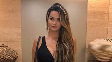 Suzanna Freitas rebate críticas após postar foto de maiô - Instagram