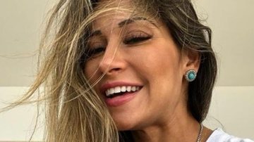 Mayra Cardi surpreende os fãs ao falar que tem, oficialmente, dois maridos - Instagram