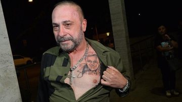 Goiabinha mostra tatuagem que fez para Gugu Liberato - Francisco Cepeda/AgNews