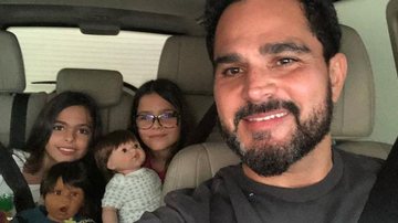 Filhas de Luciano Camargo fazem comentário inusitado sobre quando o pai dirige - Divulgação/Instagram