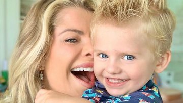 Karina Bacchi explode o fofurômetro ao compartilhar um clique do filho dormindo nas redes - Instagram