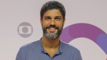 O ator Bruno Cabrerizo aproveitou o clima de tbt para relembrar momento ao lado dos filhos - Globo/Victor Pollak