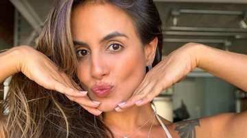 Ex-BBB Carol Peixinho posa com biquíni de oncinha - Instagram
