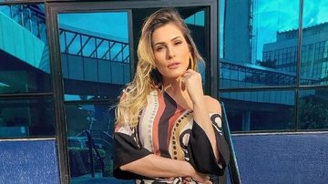 Lívia Andrade é clicada em Salvador - Foto/Instagram