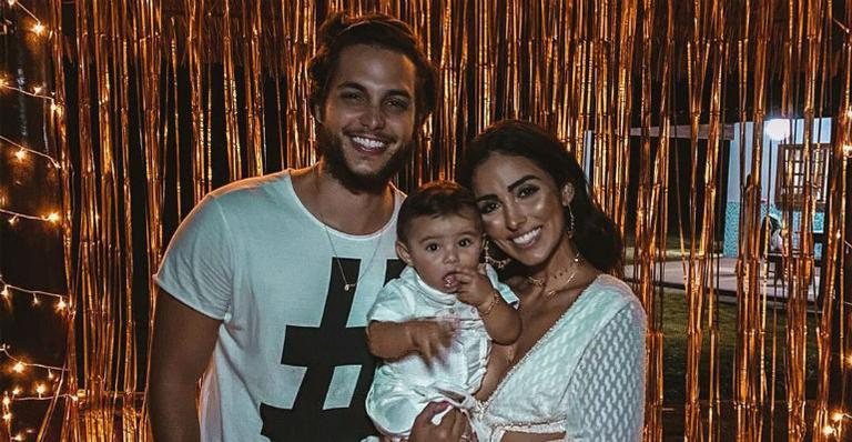 Bruno Guedes e Jade Seba mostram o batizado do filho, Zion - Instagram